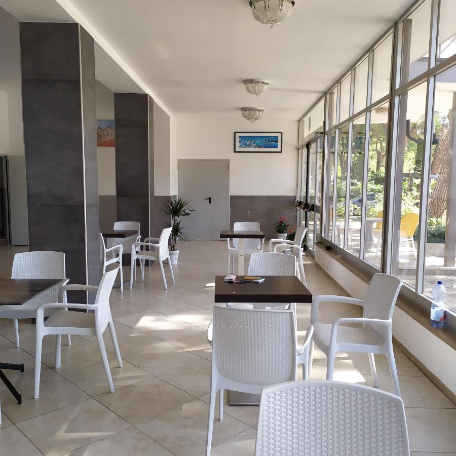 Hotel Madonna Del Pino Cervia Exteriér fotografie
